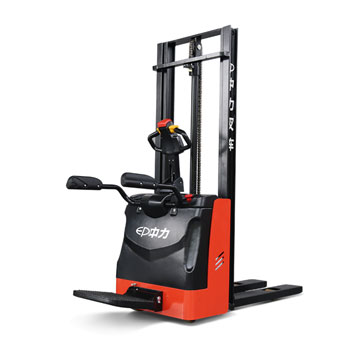 電動堆高車.jpg 電動堆高車.jpg